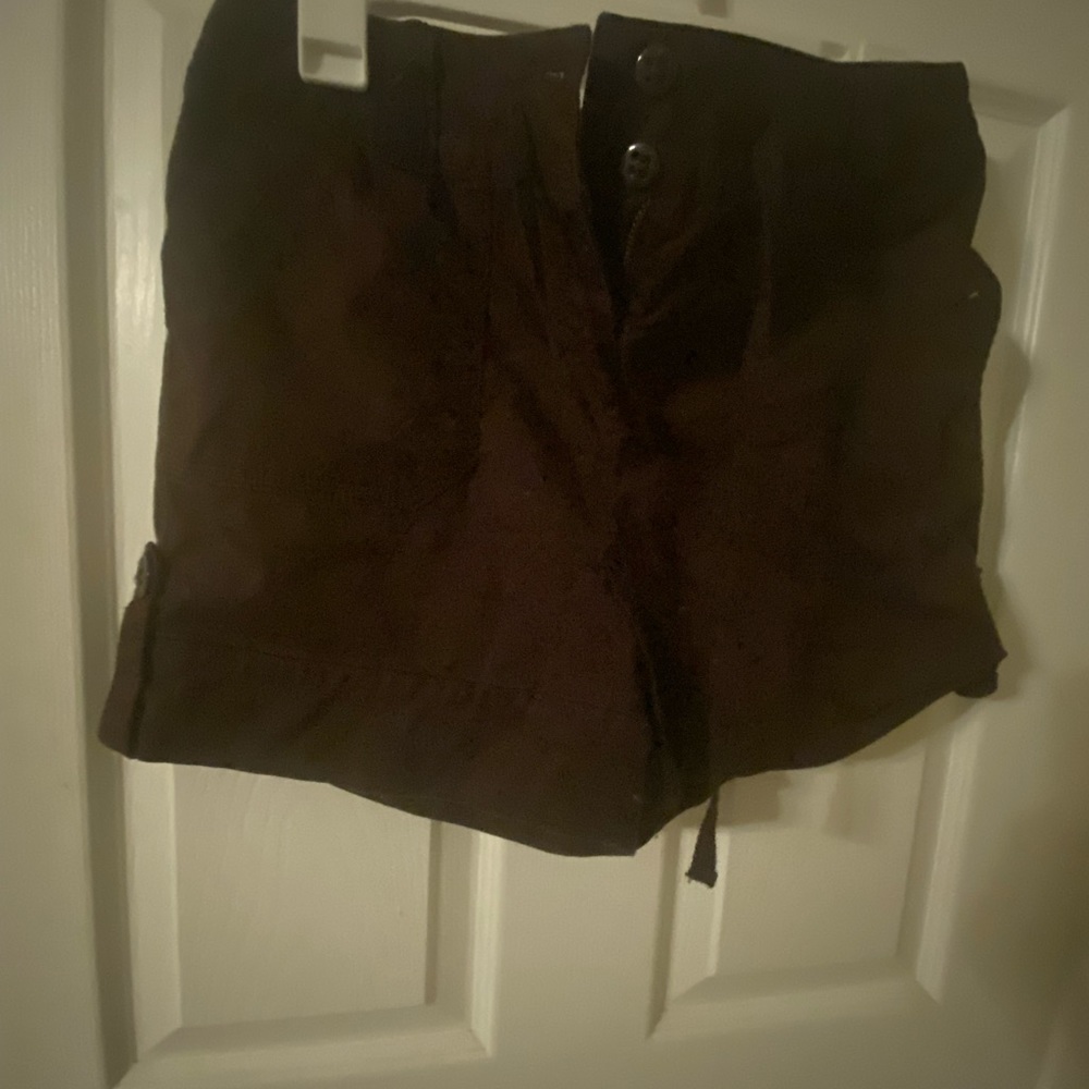 Dark brown shorts 6p
